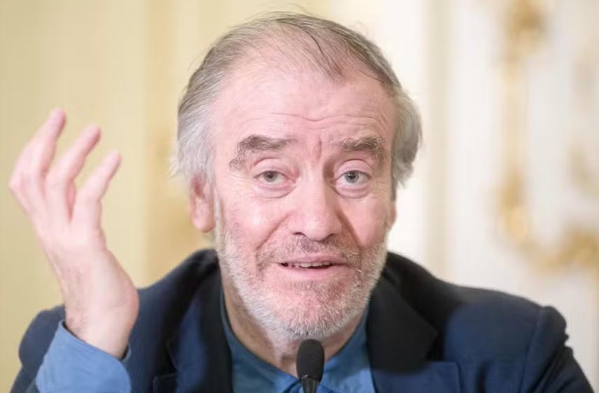 Maestro russo Valery Gergiev foi expulso da Real Academia de Música Sueca
