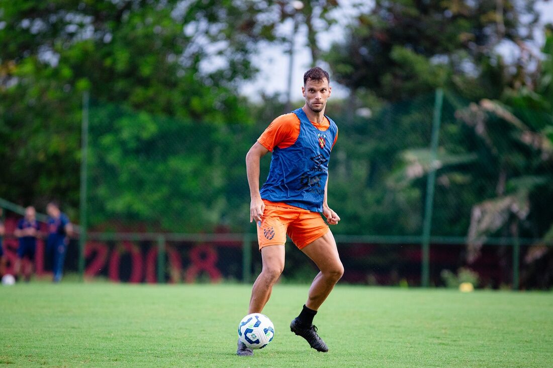 Rafael Thyere, zagueiro do Sport