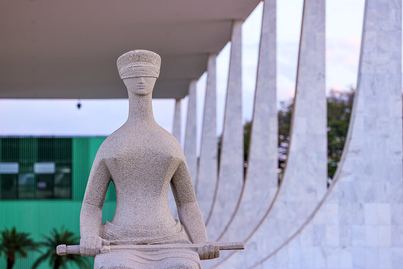 STF Fachada e Estátua que representa a Justiça em Frente ao Supremo Tribunal Federal