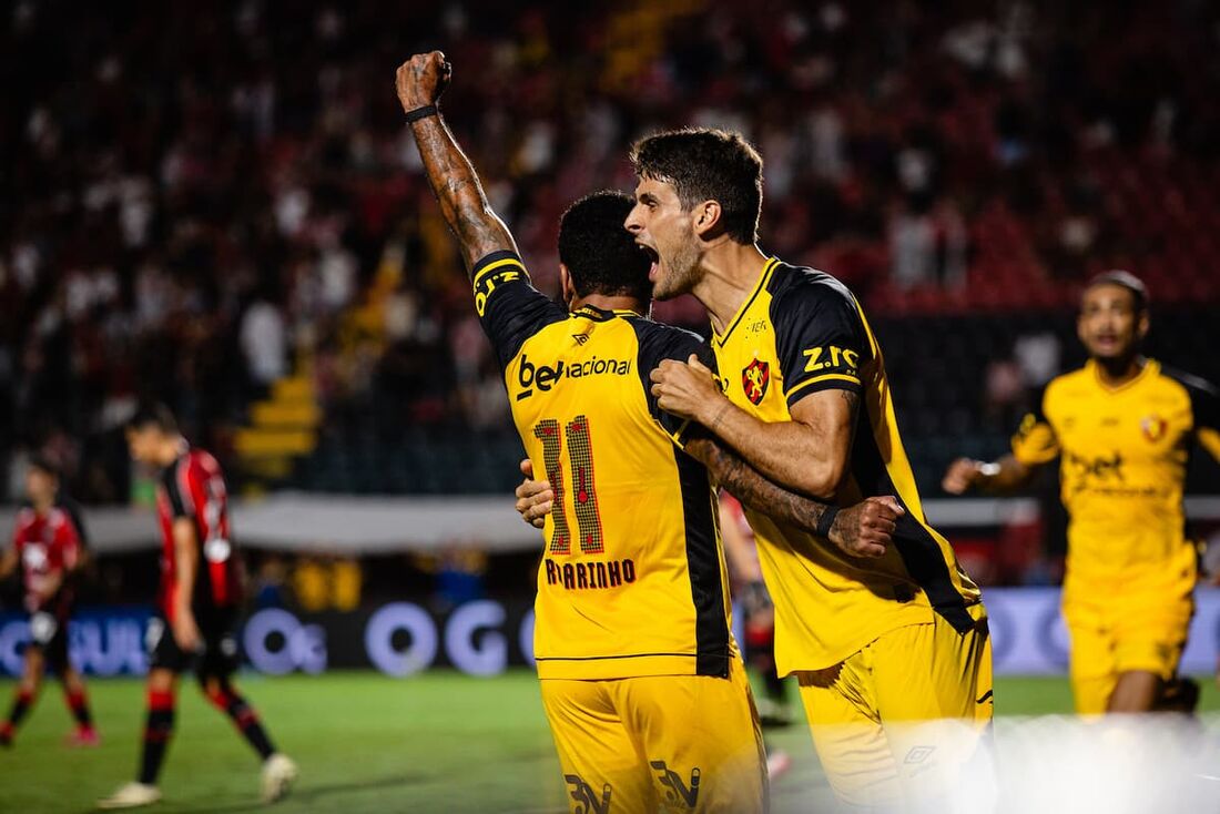 Romarinho marcou duas vezes para o Sport conquistar o empate em Salvador