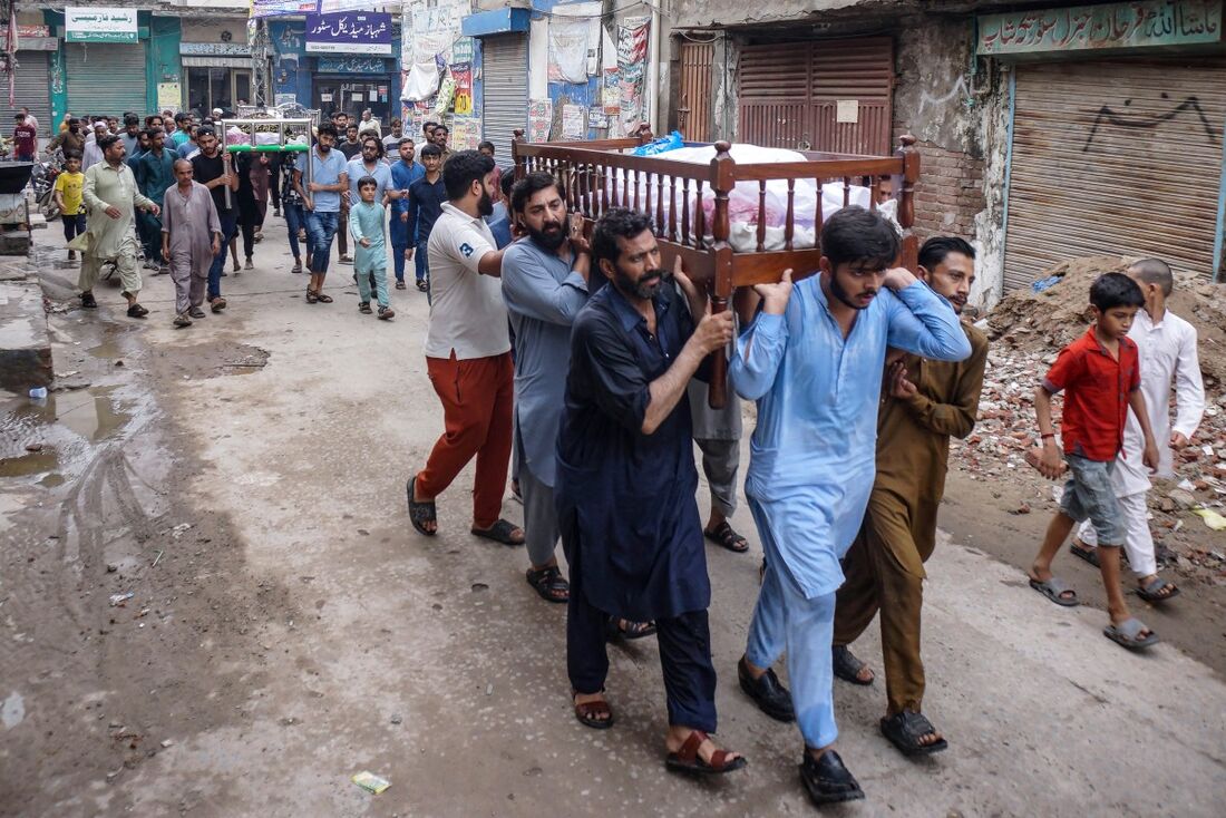 Monção atinge Paquistão e deixa 64 mortos em uma semana