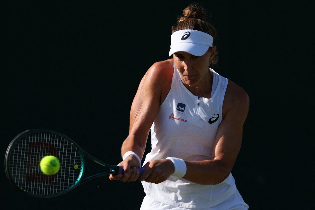 Beatriz Haddad Maia, tenista brasileira, disputará as oitavas de final em Wimbledon com a dupla Laura Siegemund