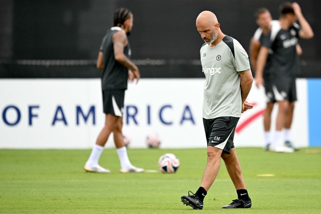 Enzo Maresca comanda treino do Chelsea para as quartas de final da Copa do Mundo de Clubes