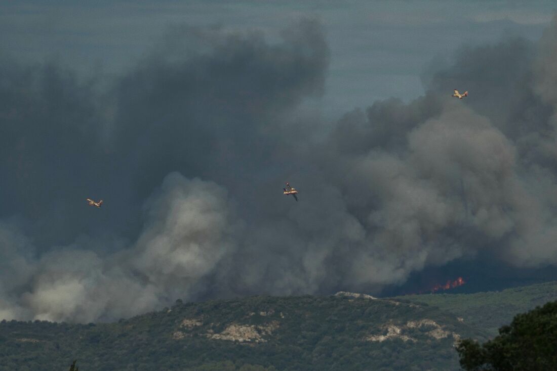 Incêndio atinge sul da França