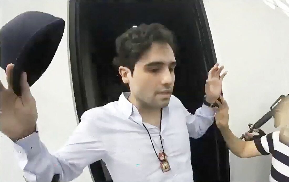 Momento da prisão do suposto traficante Ovidio Guzmán, filho do chefão do tráfico de drogas Joaquín "Chapo" Guzmán, em 17 de outubro de 2019.