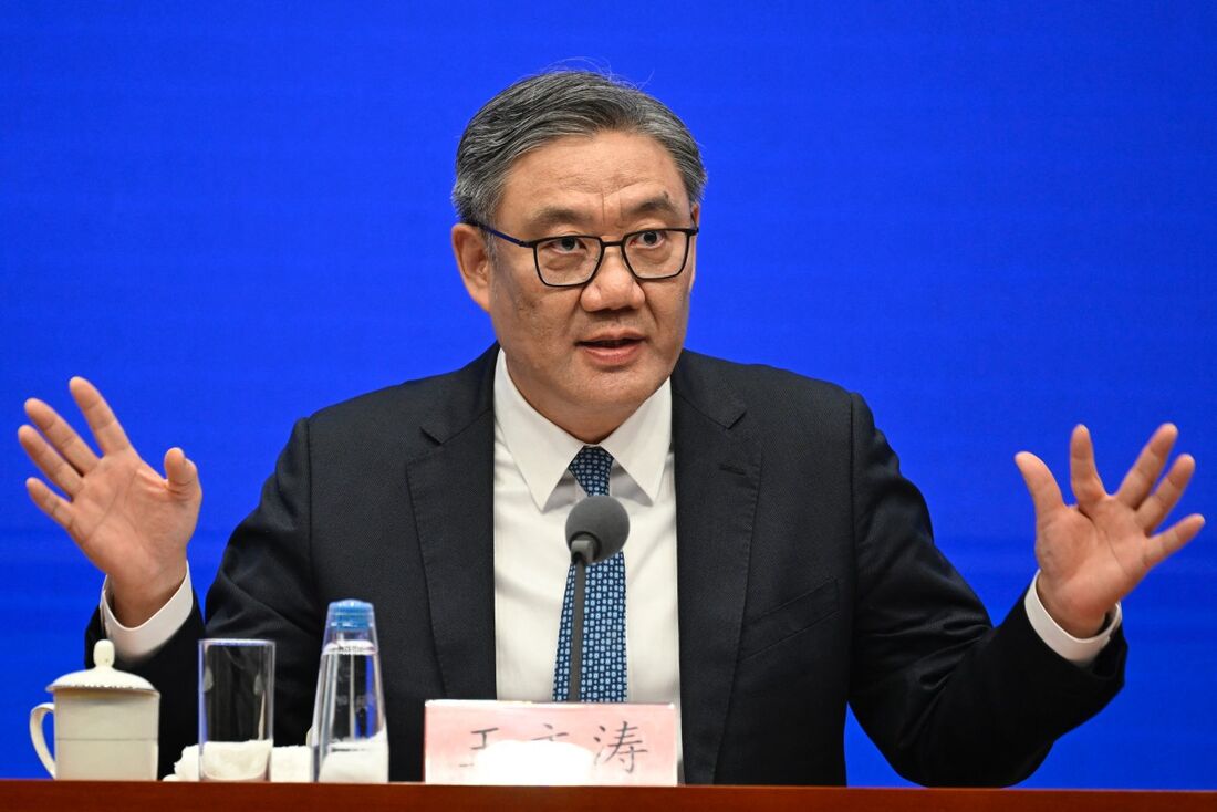 Economia da China enfrenta "situação muito grave e complexa", diz ministro do Comércio
