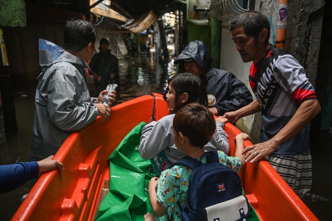 Filipinas fecha escolas e suspende voos com aproximação de tufão Co-May