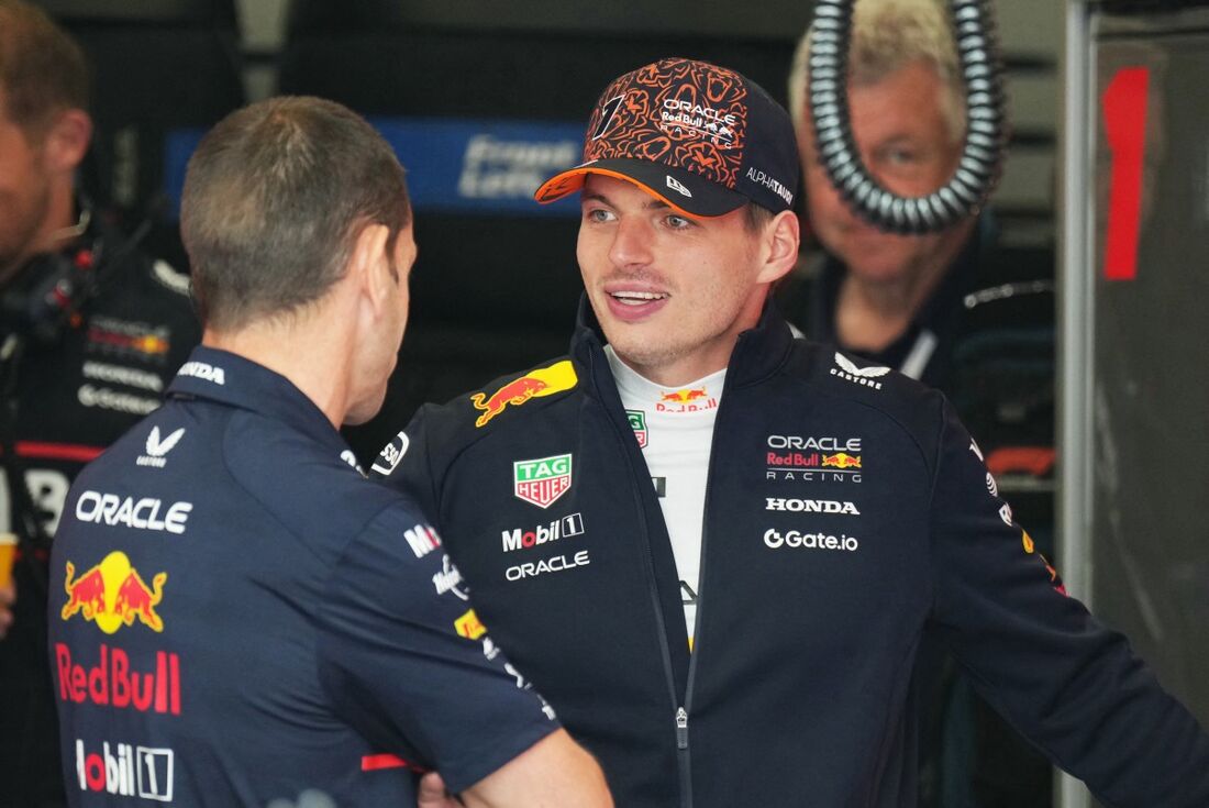 Tetracampeão Max Verstappen deve continuar na Red Bull na temporada 2026 da Fórmula 1