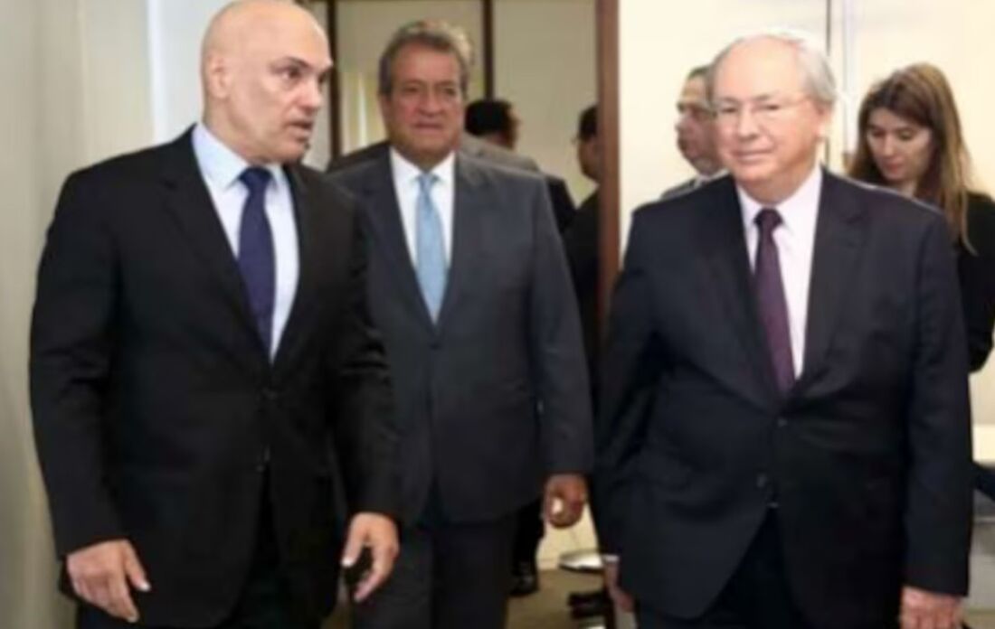 Alexandre de Moraes, Valdemar Costa Neto e Carlos Rocha