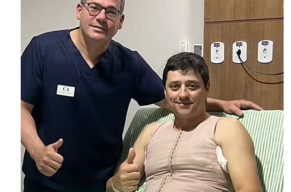 Fael Cordeiro, ex-BBB, faz cirurgia para remoção de lipoma 