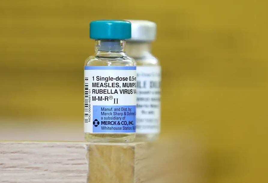 Sarampo - infectados vivem em uma pequena comunidade, com cerca de 400 pessoas em Campos Lindos (TO)