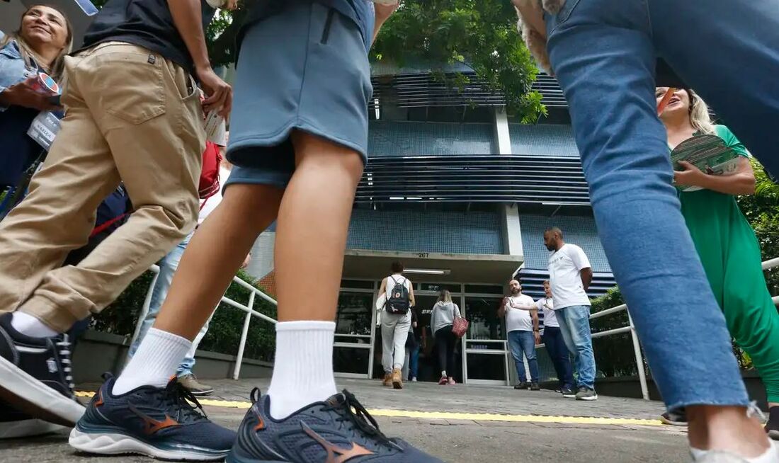 /lei amplia as penas de homicídio já estabelecidas, que variam de seis a 20 anos de prisão