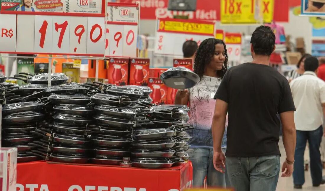 Índice Nacional de Preços ao Consumidor Amplo (IPCA) marcou 0,24% em junho, a soma de 5,35% em 12 meses foi a sexta consecutiva acima de 4,5%