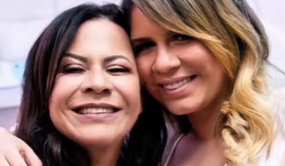 Ruth Moreira, mãe de Marília Mendonça, republica memórias com sua filha nos seus stories