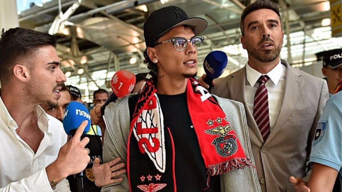 Richard Ríos chega em Lisboa