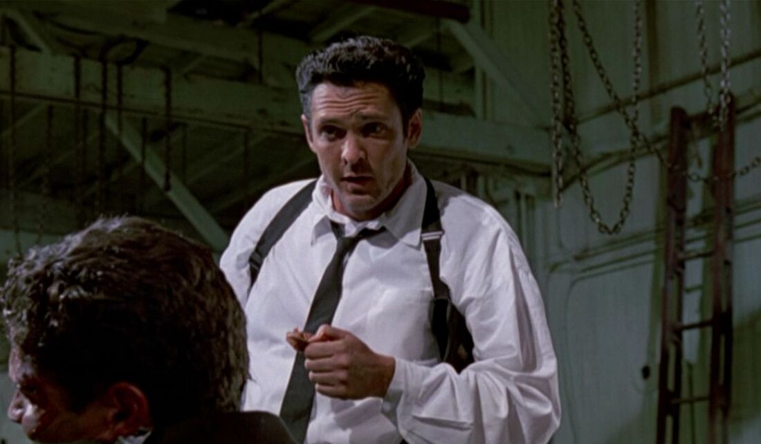 Michael Madsen em cena de "Cães de Aluguel"