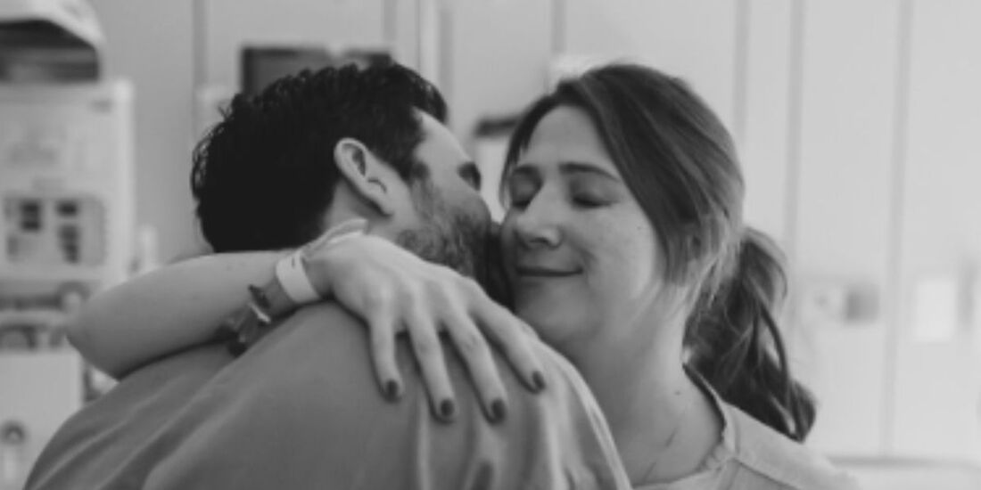 Bernardo é o primeiro filho de Dani Calabresa com o publicitário Richard Neuman