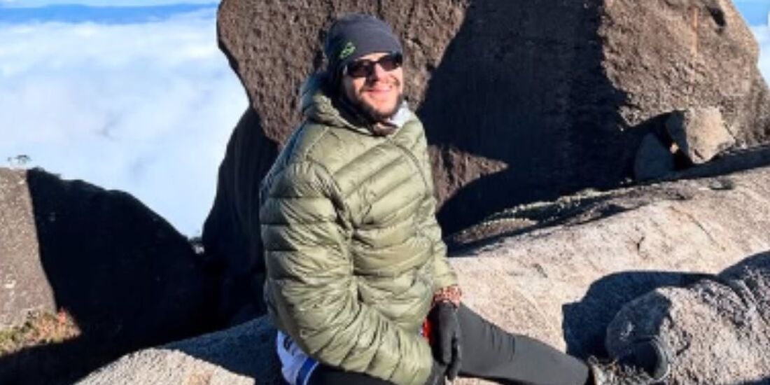 Gominho conseguiu escalar o Pico das Prateleiras e atingir o cume da pedra, a 2.460 metros do nível do mar