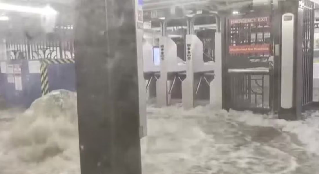 Em NY, enchentes paralisaram sistema de metrô