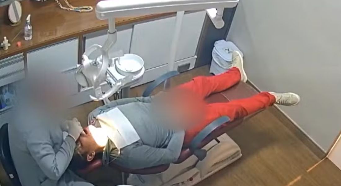 Imagens de câmera de segurança mostram o momento em que o homem comete o crime