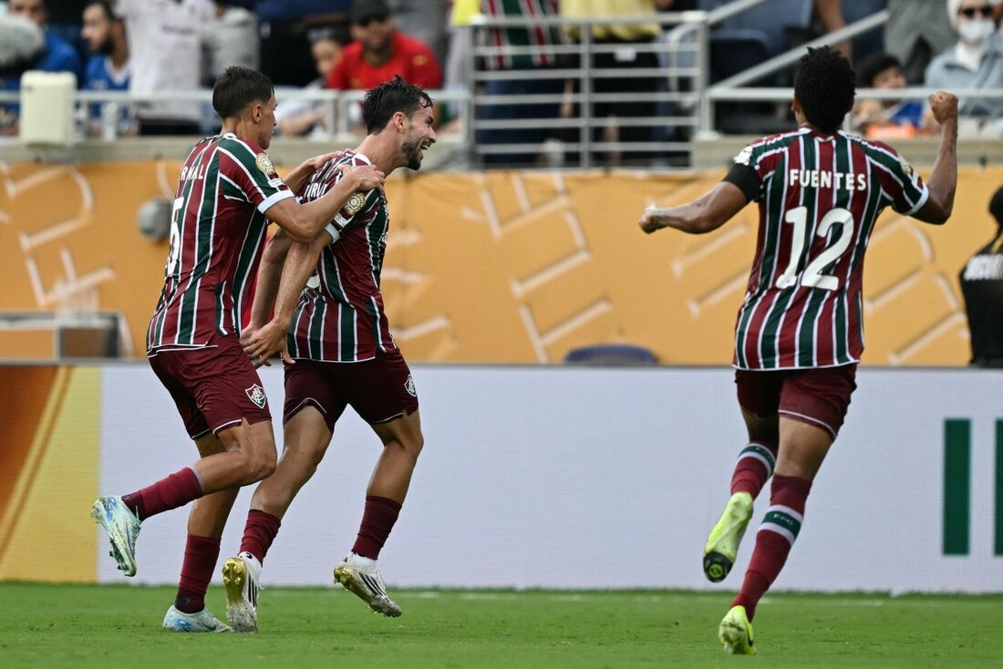 Fluminense comemora gol diante do Al-Hilal