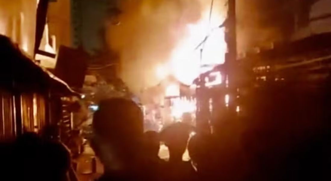 Incêndio em prédio residencial no Vietnã