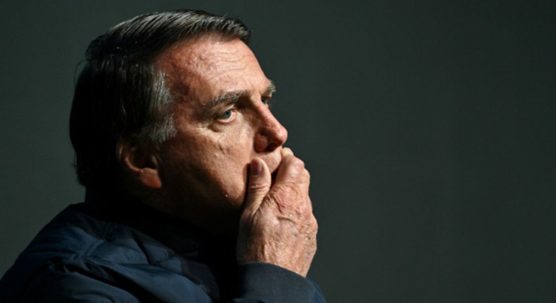 Bolsonaro é alvo de operação da PF