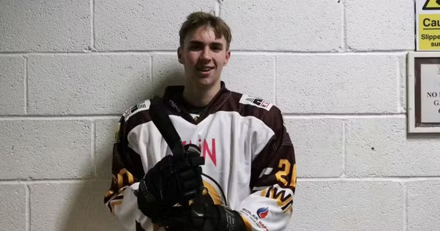 Gary Kelly caiu da sacada do terceiro andar