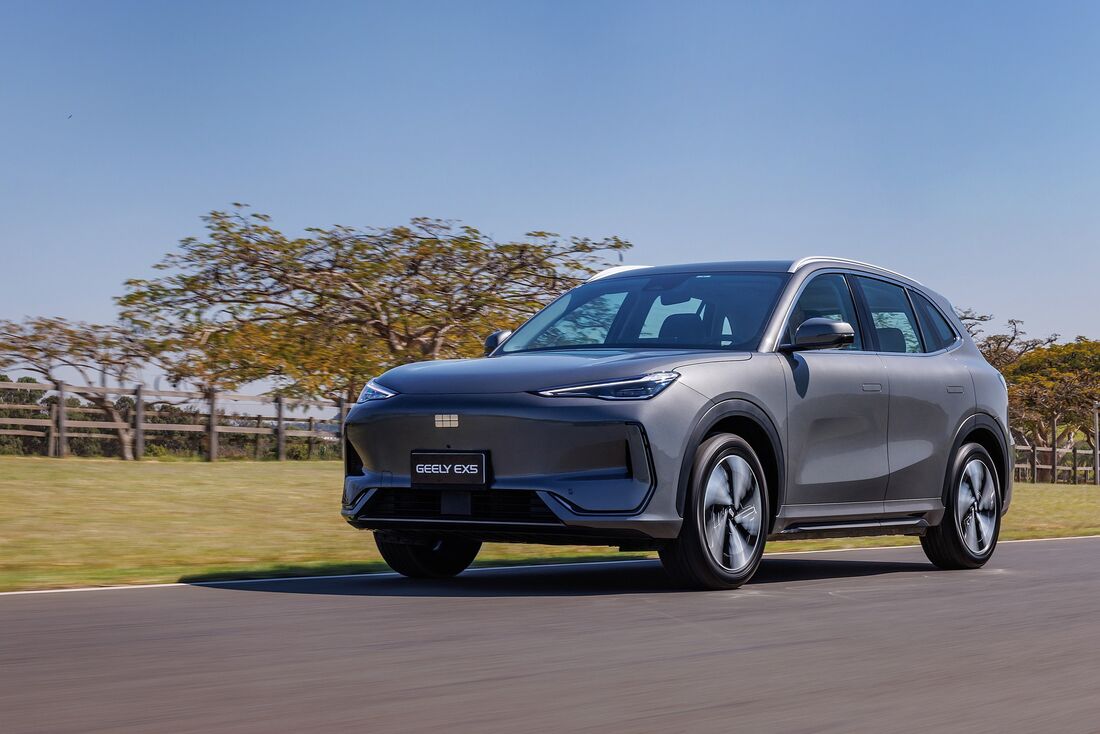 SUV elétrico Geely EX5 já é vendido no Brasil em concessionárias da rede Renault