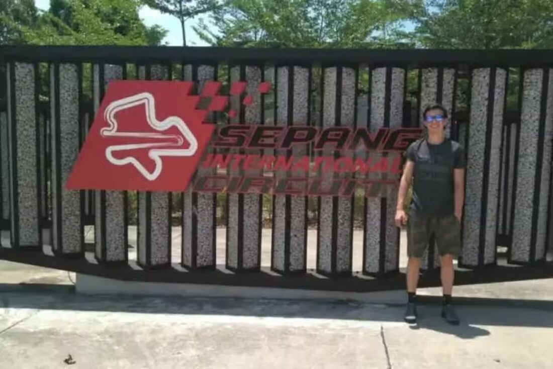 Antolín González no Circuito Internacional de Sepang, Malásia