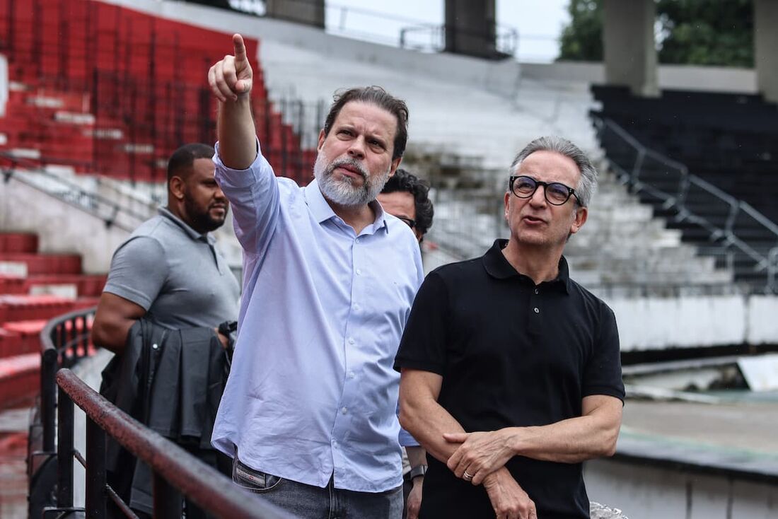 Presidente do Santa Cruz, Bruno Rodrigues, recebeu o arquiteto Bernardo Farkasvölgyi