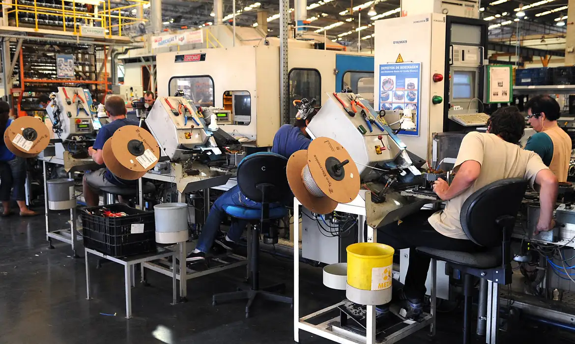 Indústria e comércio já se pronunciam em relação ao tarifaço de Trump