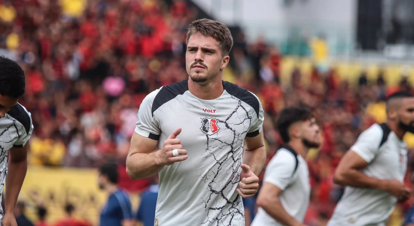 Matheus Melo será emprestado para o Maringá e vai disputar a Série C