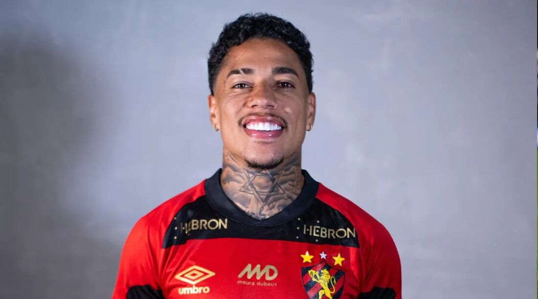 Matheusinho, meia-atacante do Sport 