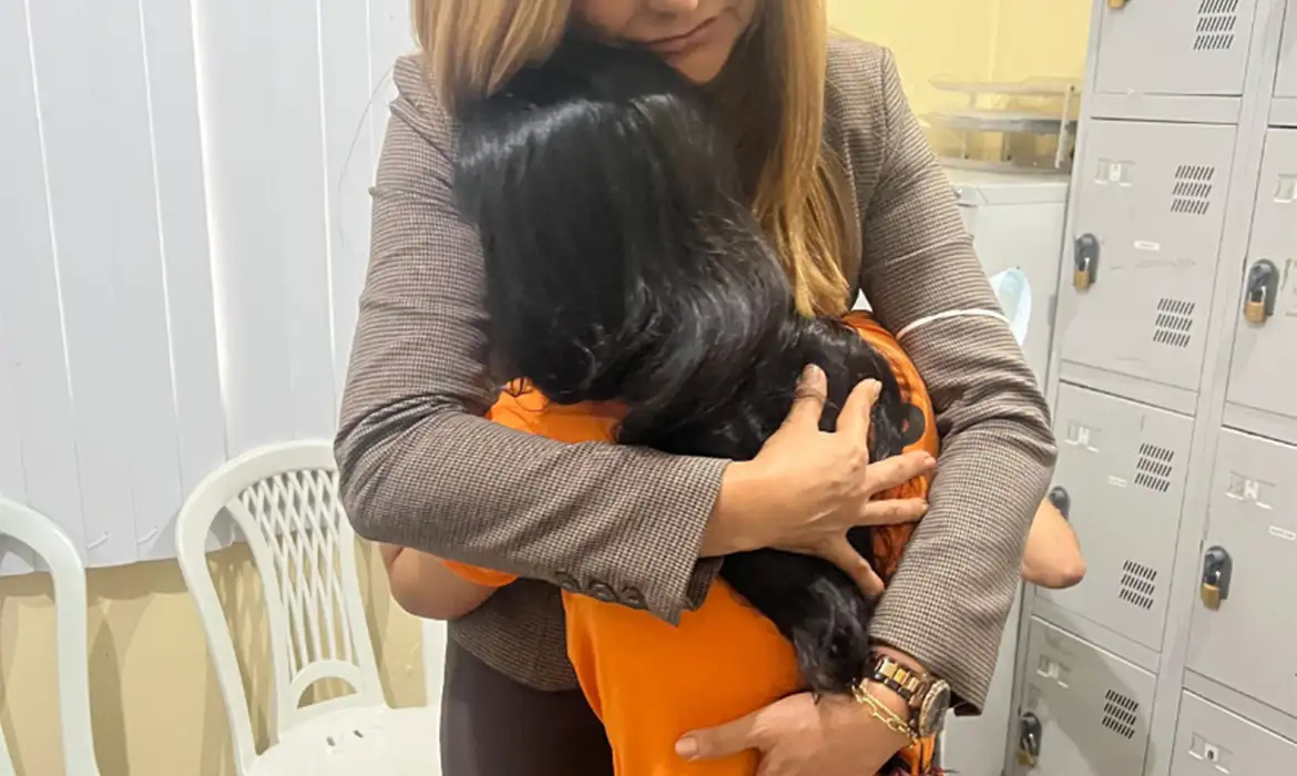 Da etnia indígena kokama, a vítima foi encarcerada com homens