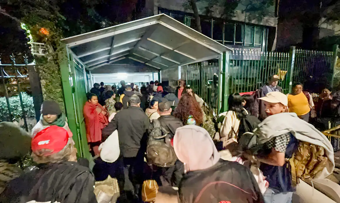 MST invade Incra em São Paulo