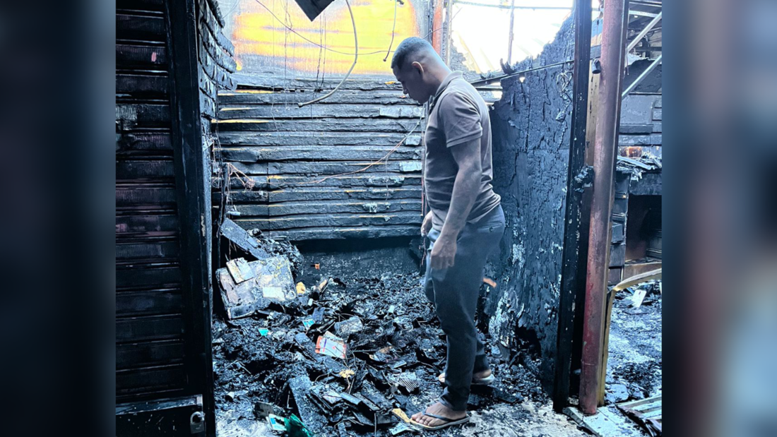 Ivanildo, que é um dos cinco permissionários atingidos, perdeu tudo