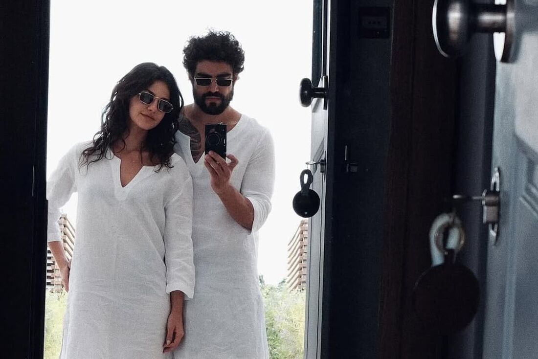 Caio Castro e a atriz Vitoria Bohn