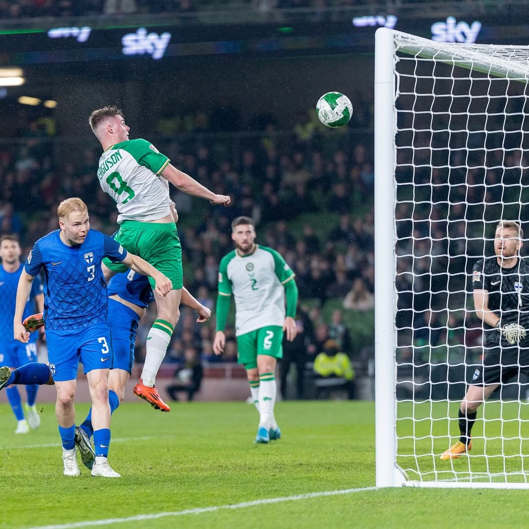 Atacante vem do Brighton da Inglaterra e custou 40 milhões de euros