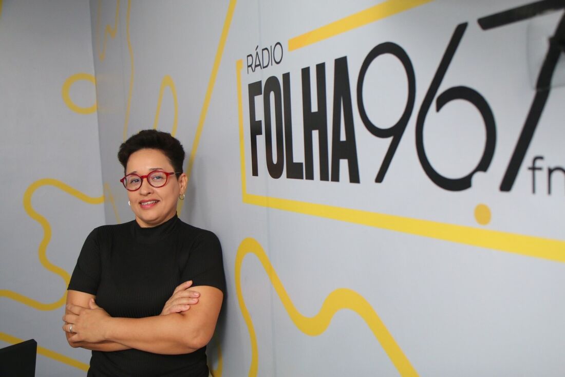 Simone Ventura chega para ancorar o programa "Na Playlist"