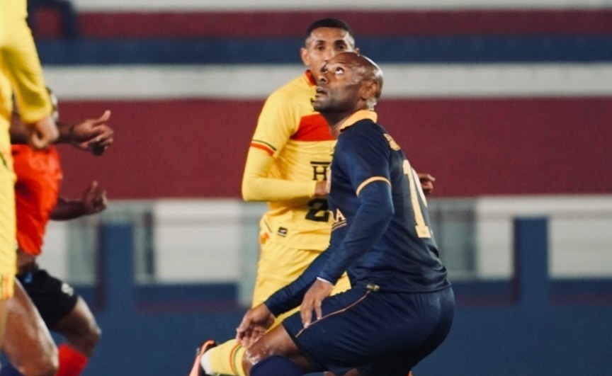 Vagner Love marcou seu primeiro gol com o Retrô