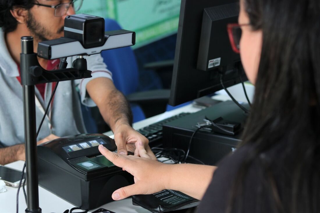 Emissão de carteira de identidade no IITB