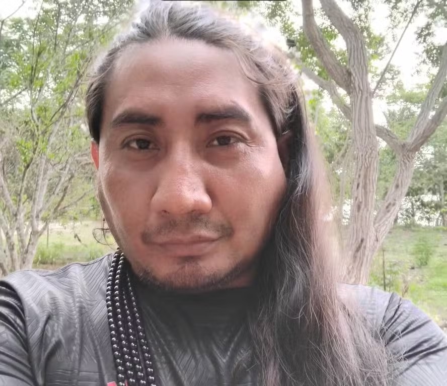 Time'i Assurini, de 31 anos, membro do povo Awaete Assurini do Xingu 