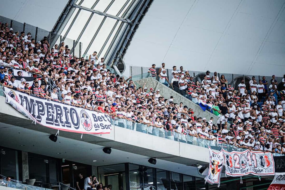 Santa Cruz lotou o setor visitante da Arena das Dunas, contra o América-RN, com 1.688 torcedores presentes 