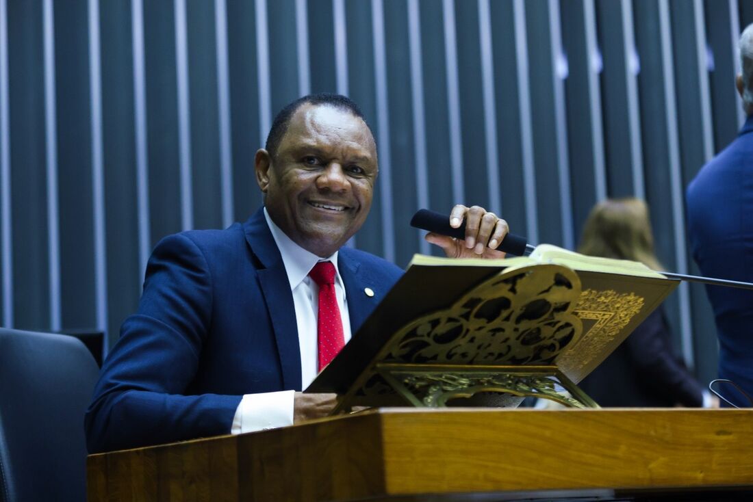 Deputado Federal Ossesio Silva