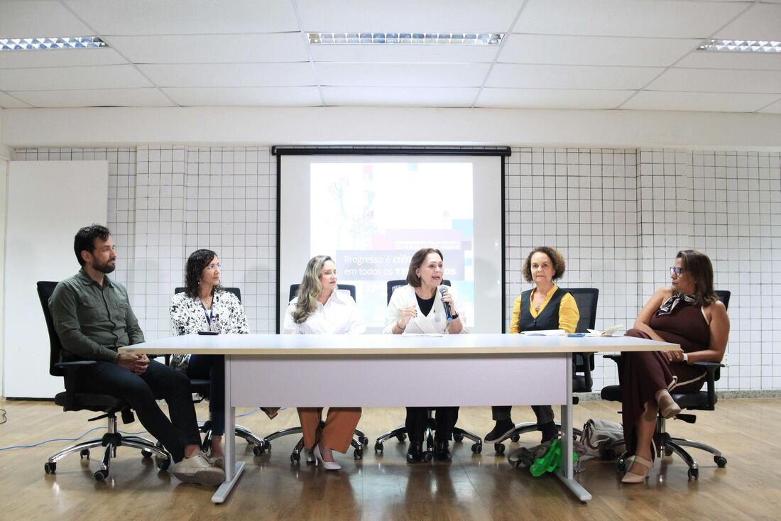 Entrevista coletiva aconteceu no auditório da UFRPE