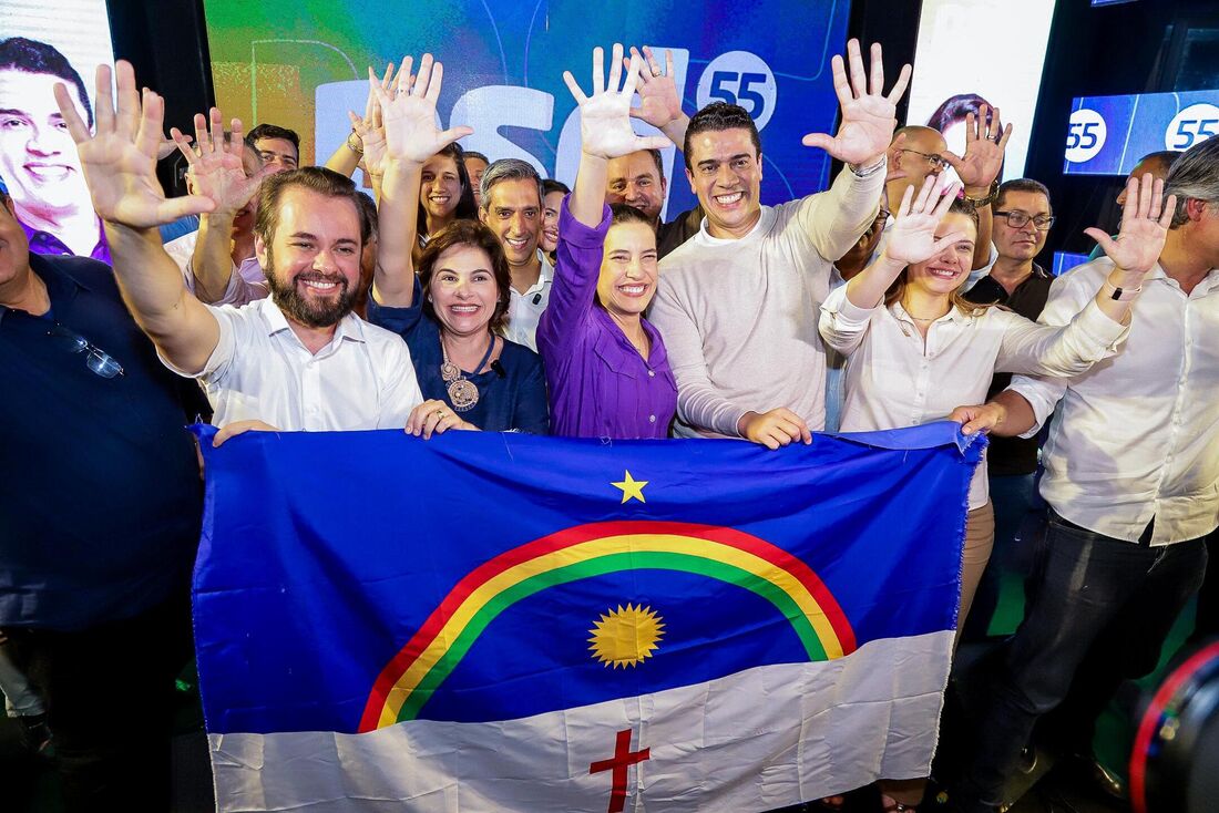 Raquel Lyra filia o prefeito de Caruaru, Rodrigo Pinheiro, ao PSD