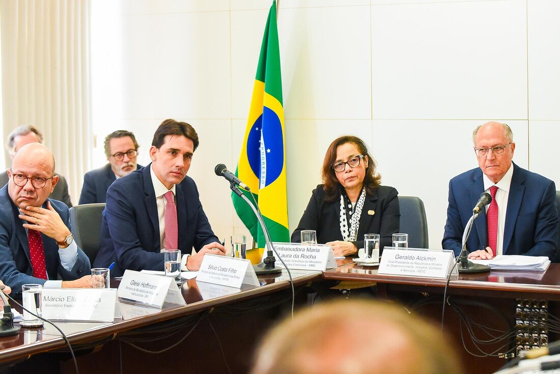 Reunião do Comitê Interministerial debate tarifas de Donald Trump