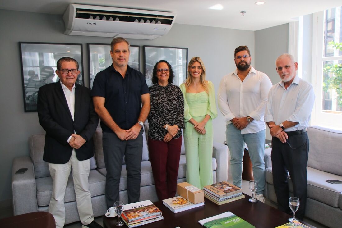 Visita do Diretor da GRS Incorp a presidencia da FolhaPE