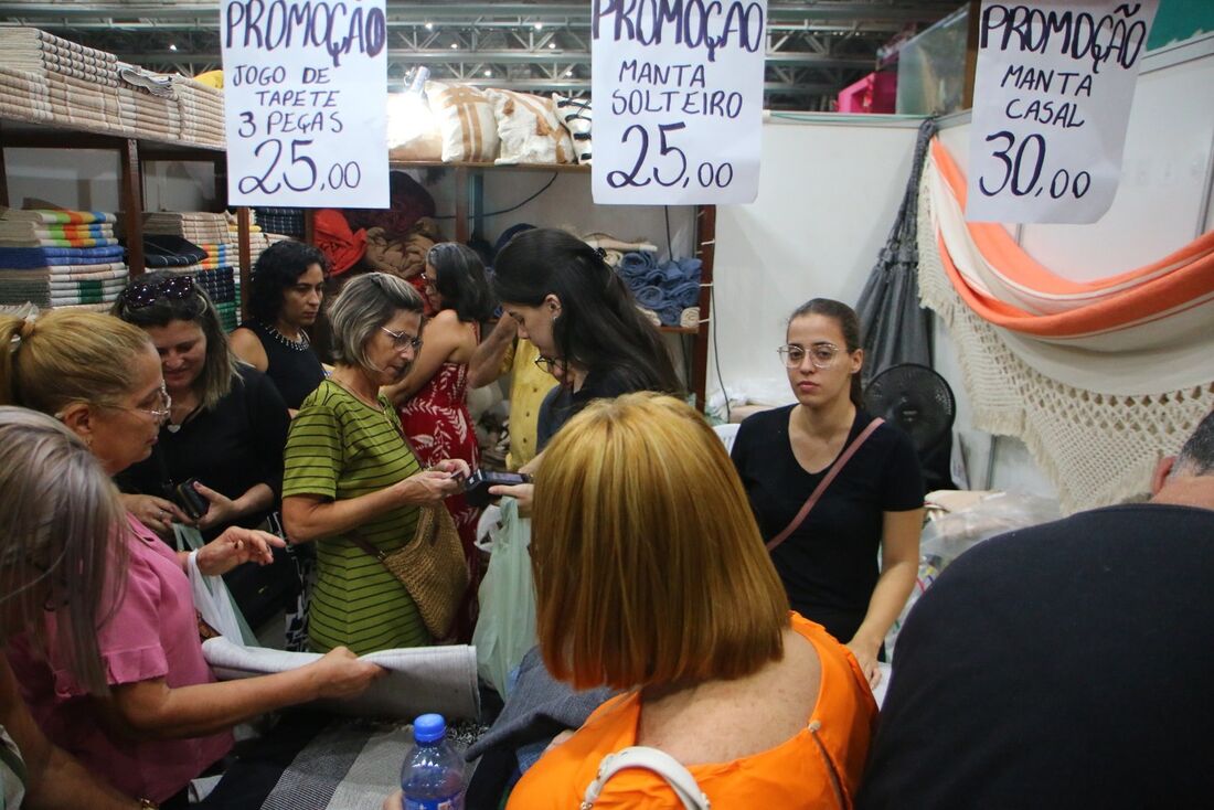 Último dia da Fenearte